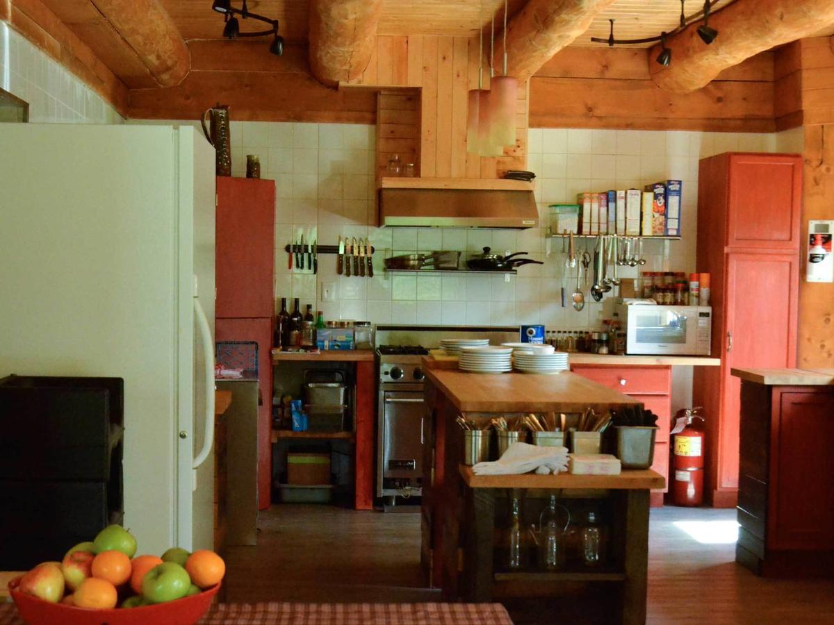 Rock Lake Lodge Rock Lake Lodge Provincial Park المظهر الخارجي الصورة