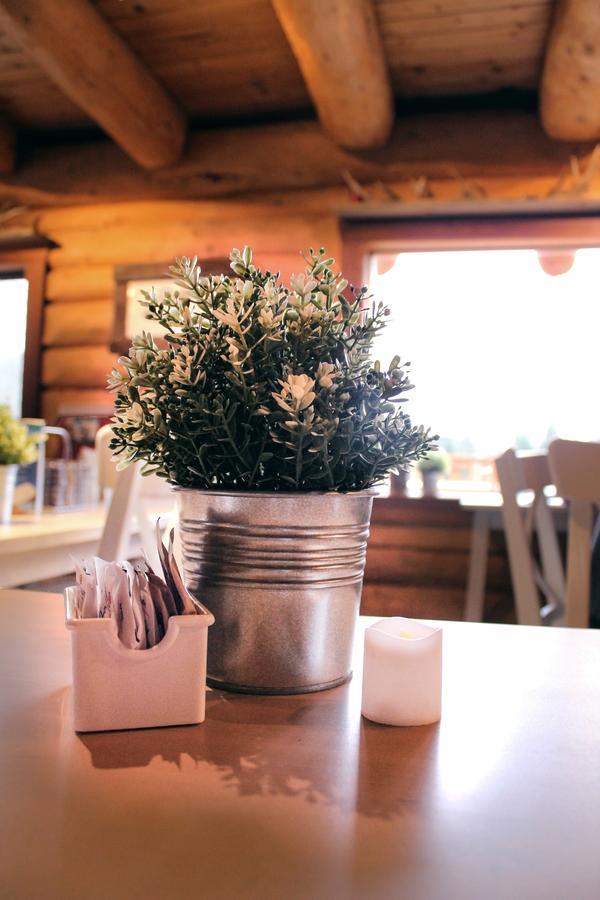 Rock Lake Lodge Rock Lake Lodge Provincial Park المظهر الخارجي الصورة
