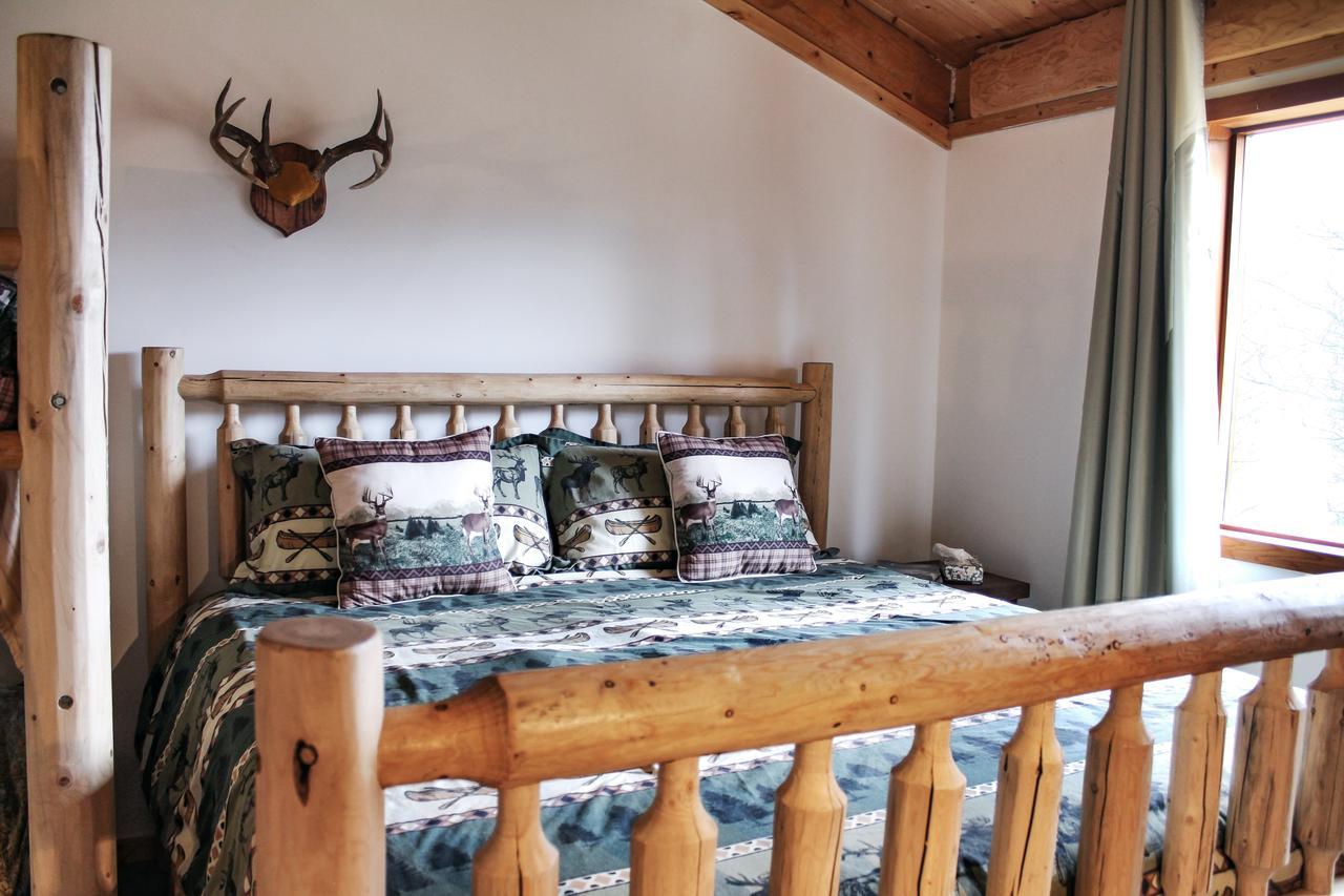 Rock Lake Lodge Rock Lake Lodge Provincial Park المظهر الخارجي الصورة